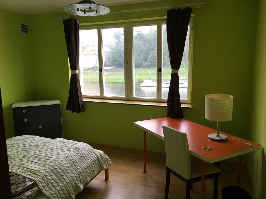 City Apartment Дечин Екстериор снимка
